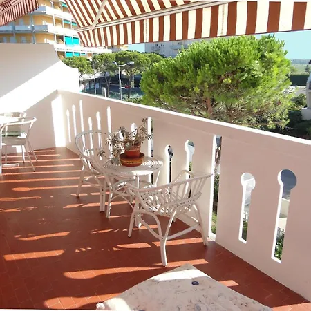 Daire Two-room Near The Sea *